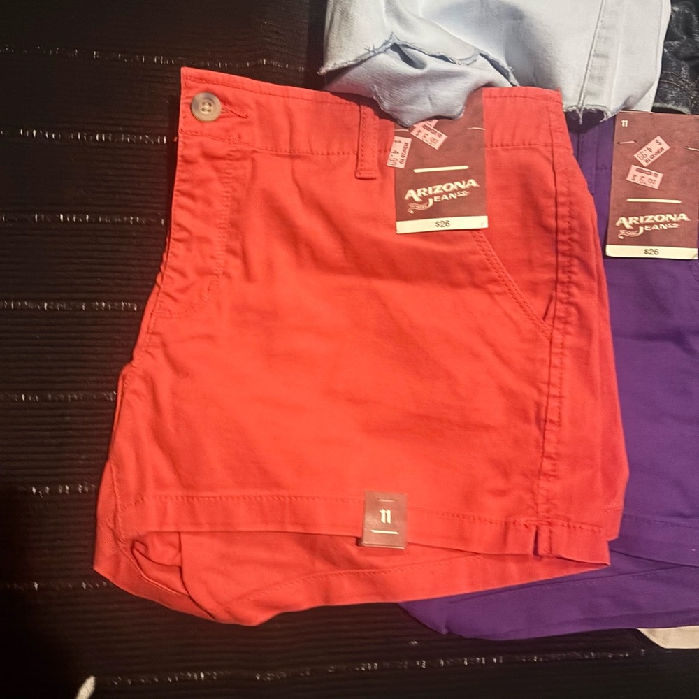 5 Pair Women's Shorts - Picture 4 of 7